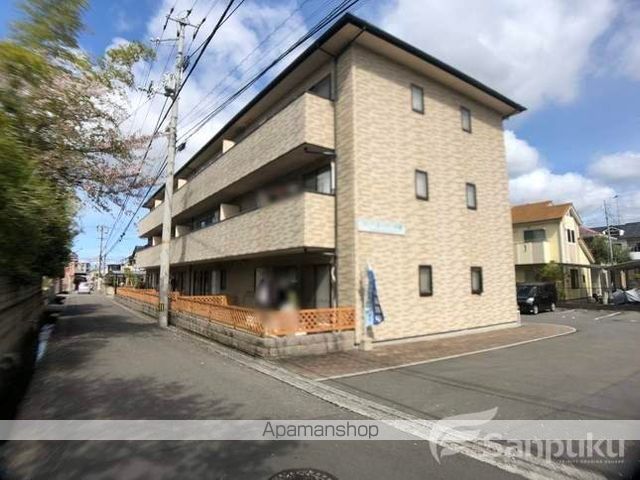 フォブールトロワ片岡の外観写真