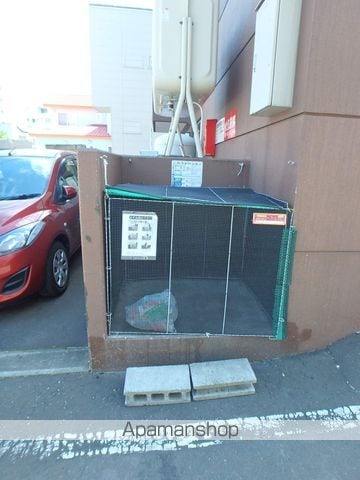 アベニュー神宮の外観写真