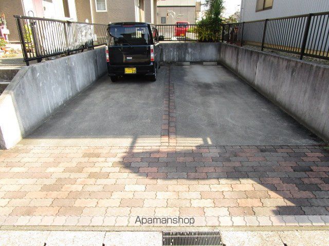 SUNパレスの外観写真