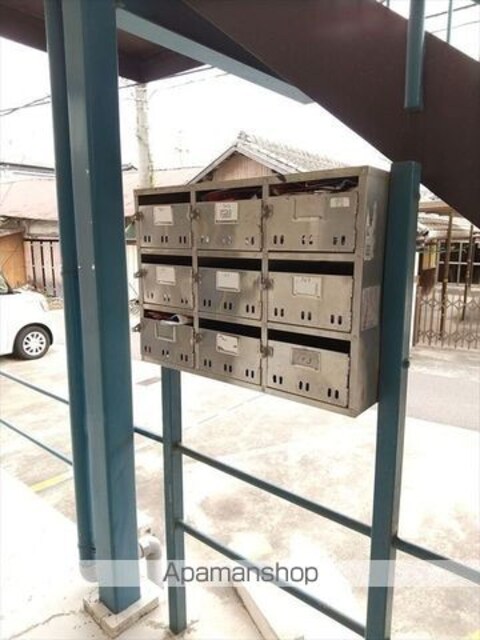和歌山県和歌山市杭ノ瀬[2LDK/48.6m2]のエントランス
