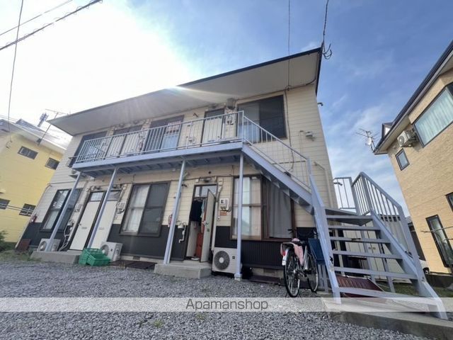 コーポ港の外観写真