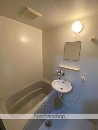 クレイドルエイケン[1K/27m2]のバス