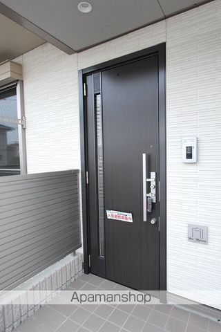 シャーメゾン ジェルメ B棟の玄関写真