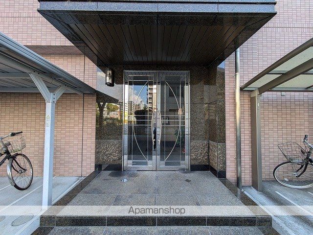 ユートピア舟入中町の玄関写真