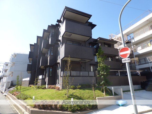 E−HEROESの外観写真