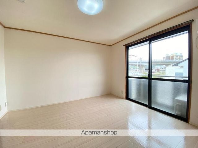 シャトル西春日A・B棟の内装写真