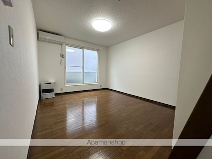 シンエイハイツＢ[1K/27m2]のリビング・居間1