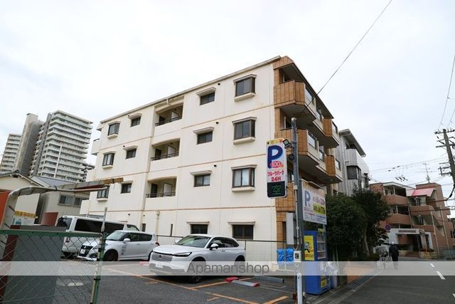 麻田レインボーハイツの外観写真