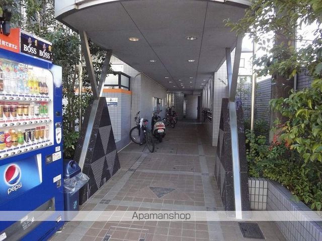 アルファ上町の玄関写真