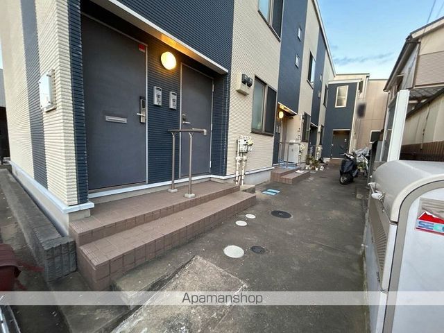 レオネクストル ソレイユの玄関写真