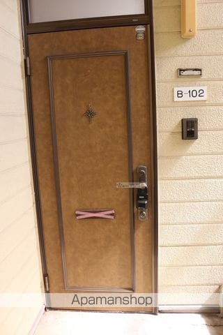 サンハイツBの玄関写真