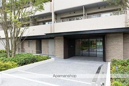 アビティグランデ砧　（Ａ棟）[3LDK/71.31m2]のエントランス