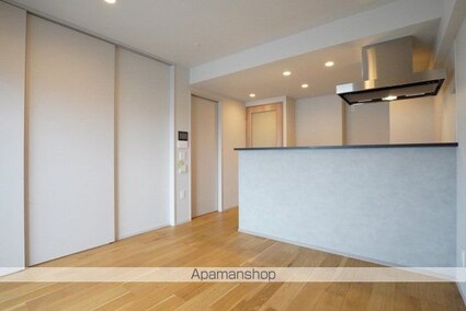 東京都荒川区西尾久７丁目[3LDK/53.4m2]のリビング・居間2