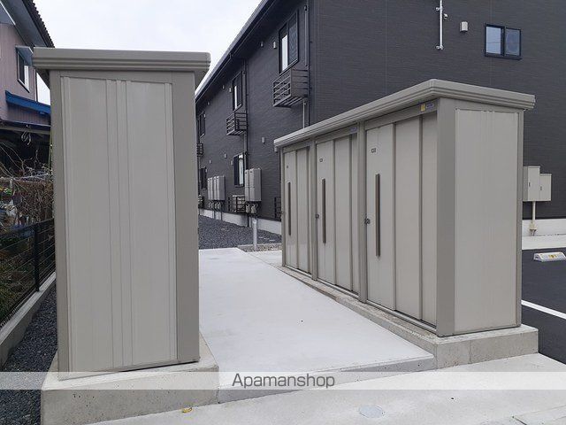 リサイア Aの内装写真