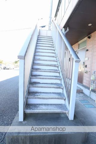 エルレーブ2Aの玄関写真