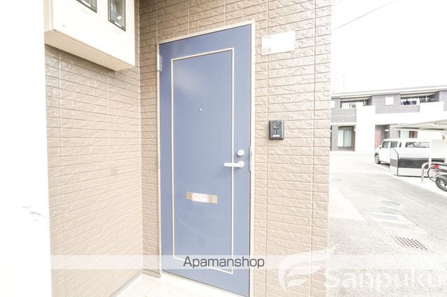 プレッソ新川の玄関写真