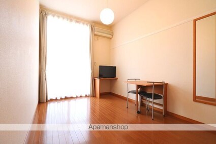 レオパレステイラウンジ[1K/19.87m2]のリビング・居間