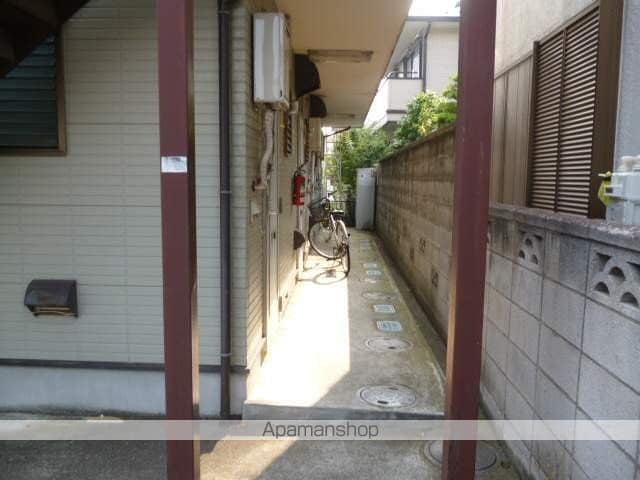 メゾンエスポアの玄関写真