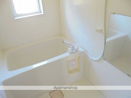 カーサ秦泉寺[3LDK/76.44m2]のバス