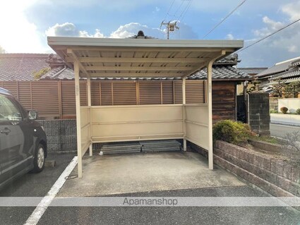 クレストール島[2DK/46.06m2]の駐車場2