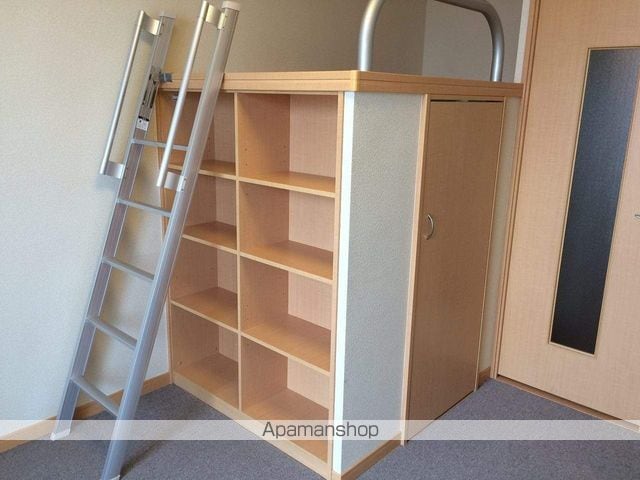 レオパレスT T ローランの内装写真