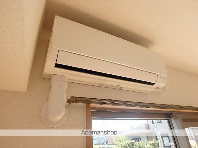 TIIDAの内装写真