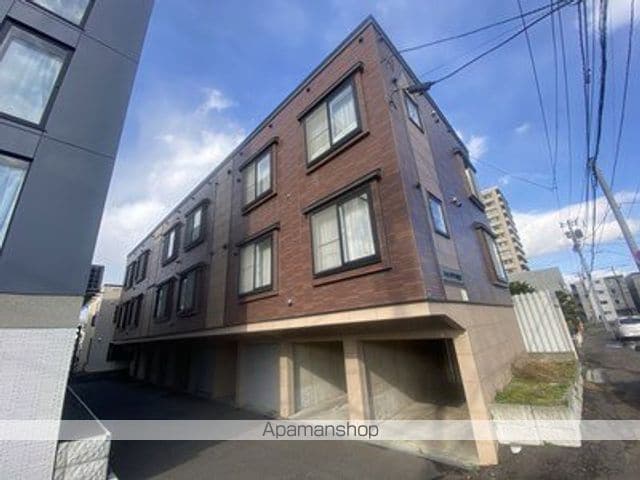 シャングリラ美園の外観写真