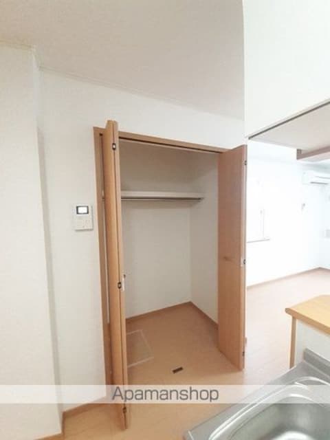 成生　Ⅱ[1R/32.9m2]の収納