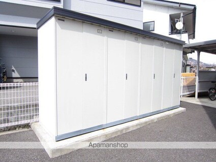 長野県長野市上松４丁目[2DK/46.44m2]の共用部