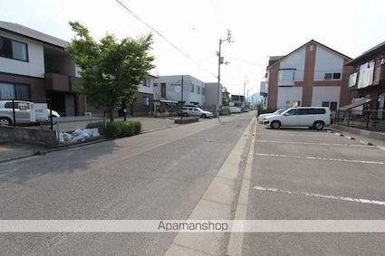 リビングタウン松縄Ａ・Ｂ・Ｃ棟[2LDK/63.98m2]の共用部2