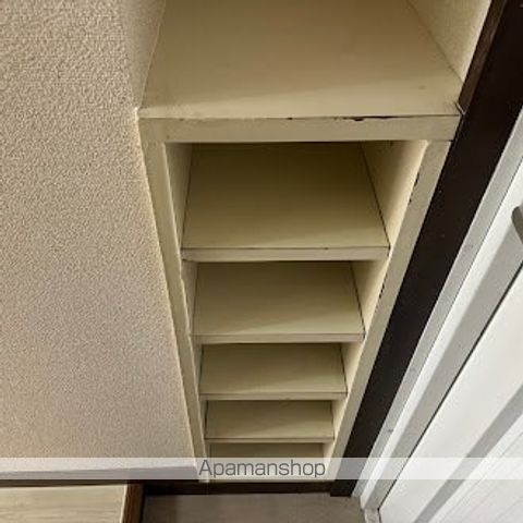 アンプルール新屋敷の内装写真