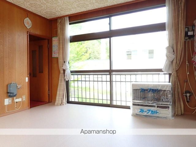 歌志内市 2階建 築46年の内装写真