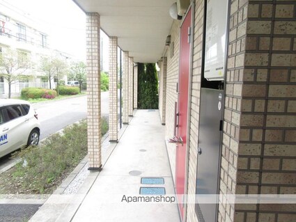 アムール　アムール[1LDK/33.12m2]のエントランス