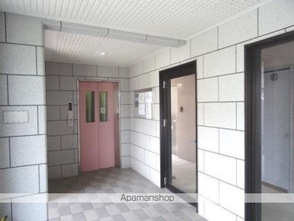 ロイヤルハーモニー[1K/26.5m2]のロビー3