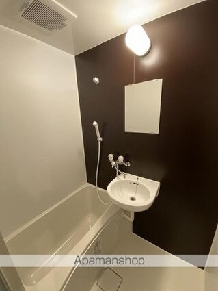 東京都江戸川区新堀２丁目[1K/20m2]のバス