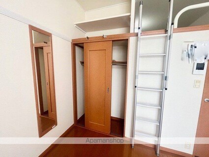 レオパレスアンビティオ[1K/20.28m2]の収納2