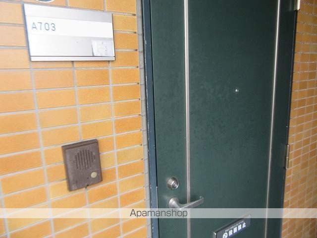 舘坂マンションの玄関写真