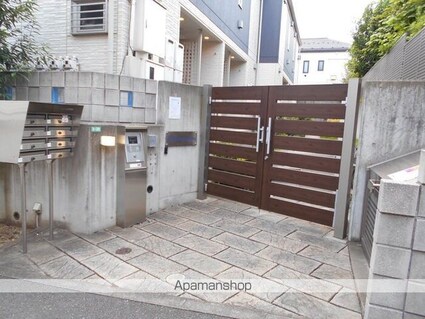 ＤーＲｏｏｍ　ｎａｋａｎｏ[1LDK/32.02m2]のエントランス