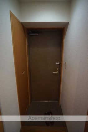 アーバンクレスト片町[1DK/33.3m2]の玄関
