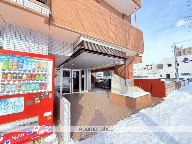 アルバ桑園の玄関写真