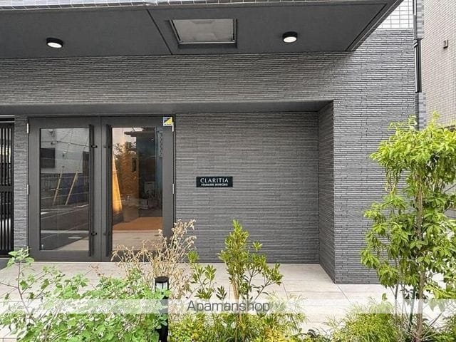クラリティア板橋本町の玄関写真