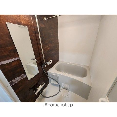 リブレス三ツ堀戸建の内装写真