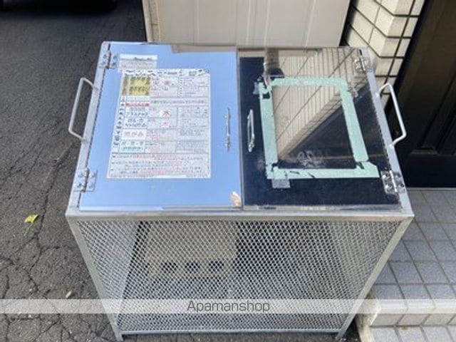 中商マンションの玄関写真
