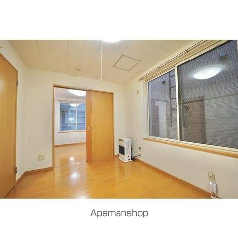 アクアIIの内装写真