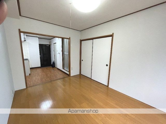 ホワイトパレス宮内の内装写真