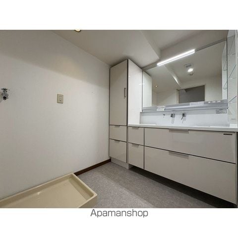 シャトレ平尾山荘通の内装写真