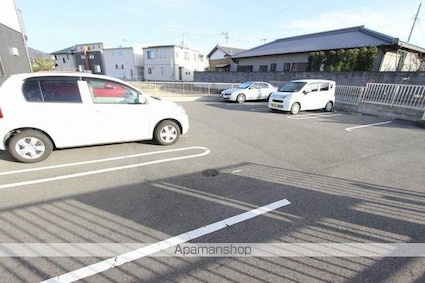 スターフィールドⅡ[2LDK/49.28m2]の駐車場