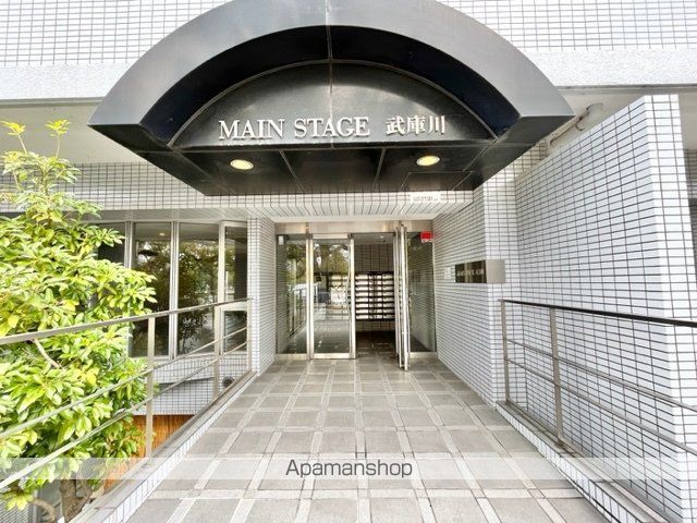 MAIN STAGE武庫川の玄関写真