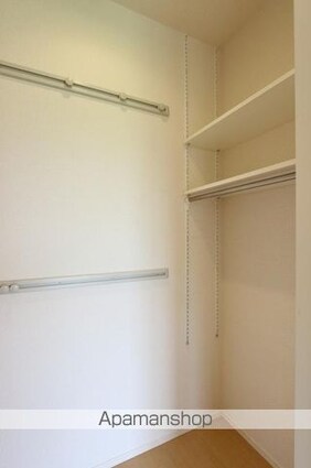 リーバス・Ｅ・イノセント[1LDK/45.14m2]の収納