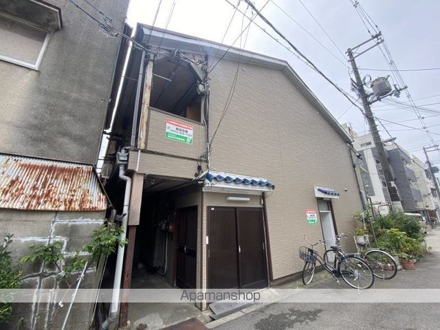 湯里田中コーポの外観写真